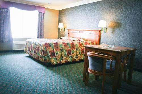 Crystal Inn Suites & Spas image 22