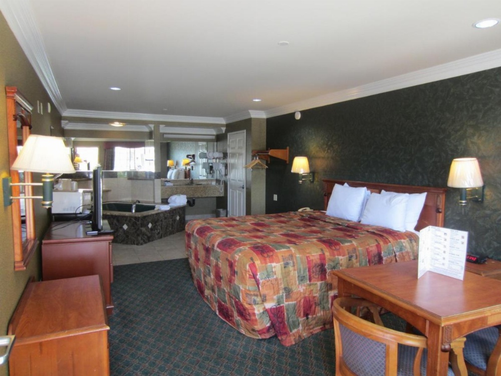 Crystal Inn Suites & Spas